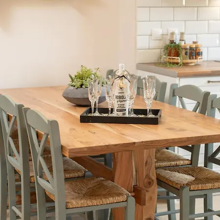 Melitini's * أرغوستولي